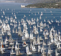 "Alfa Romeo 2" vittoria
e record alla Barcolana
